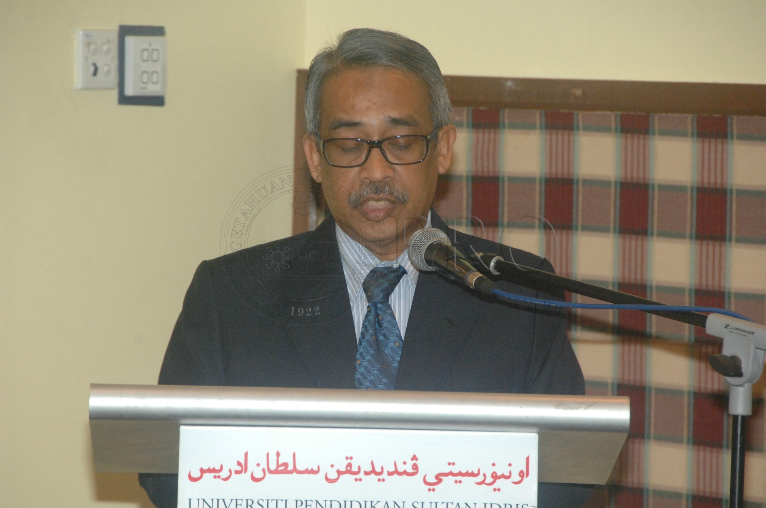 PRO 14 33 WACANA FBA 0141